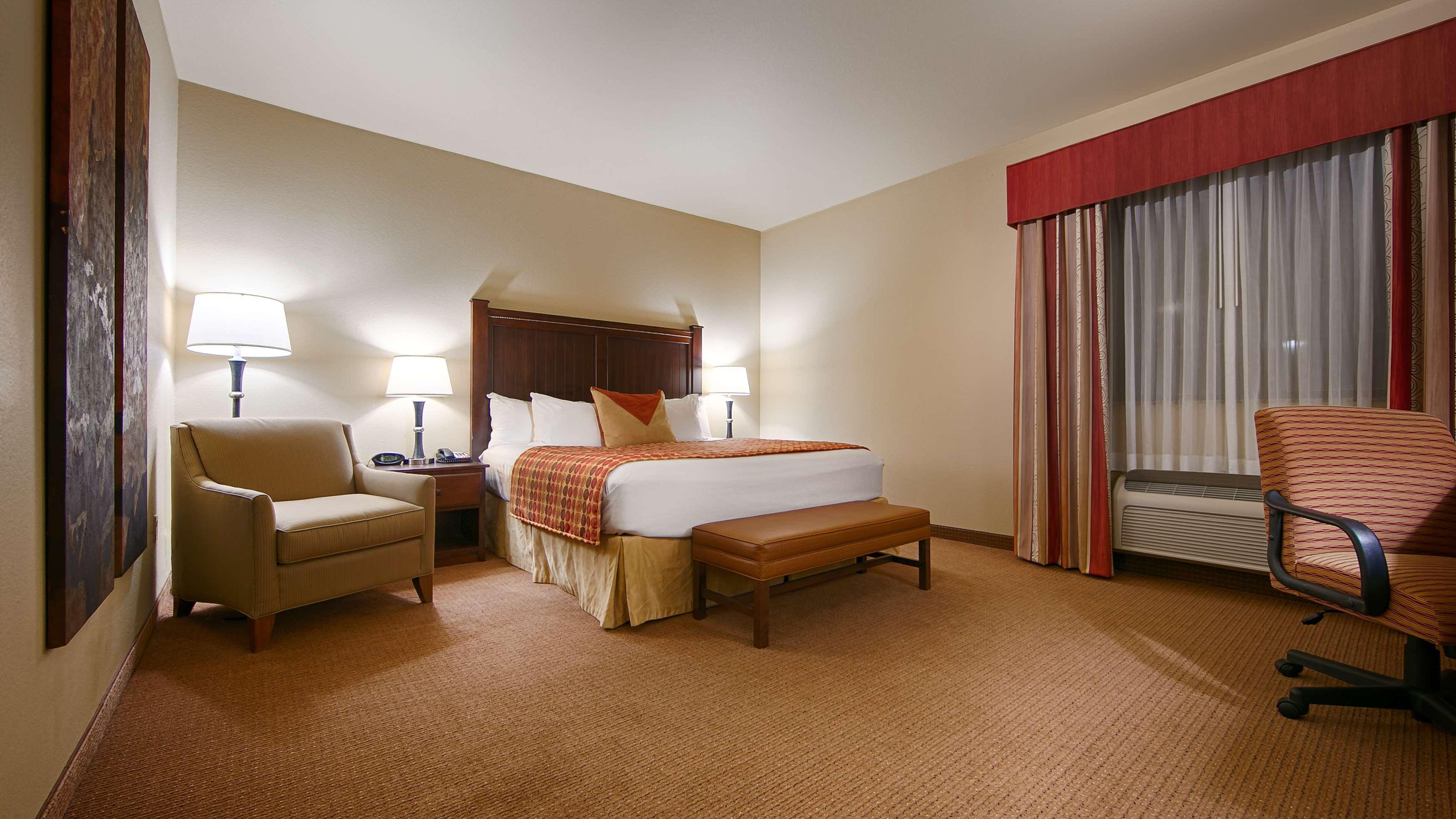 Best Western Plus Cimarron Hotel & Suites Stillwater Εξωτερικό φωτογραφία