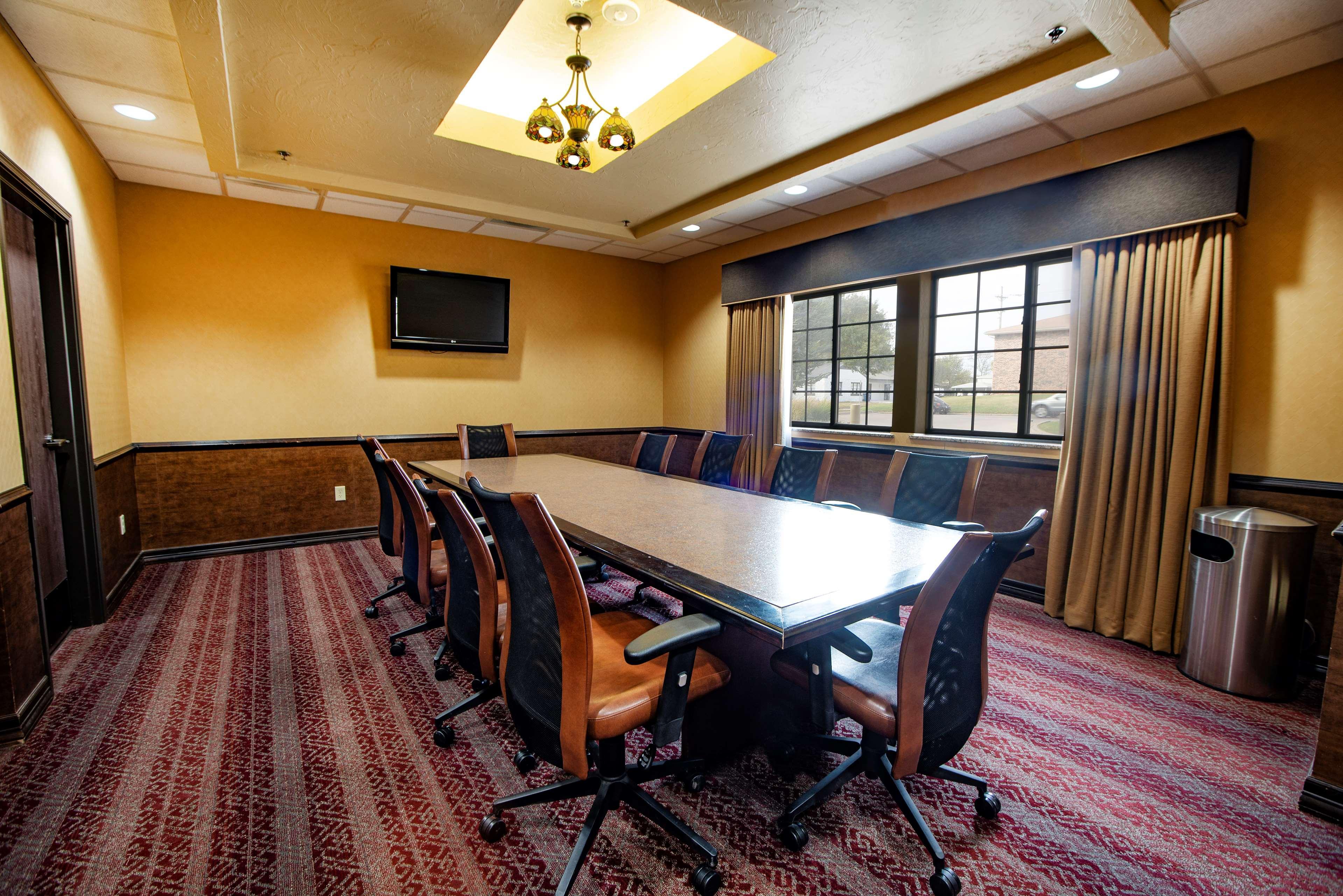 Best Western Plus Cimarron Hotel & Suites Stillwater Εξωτερικό φωτογραφία