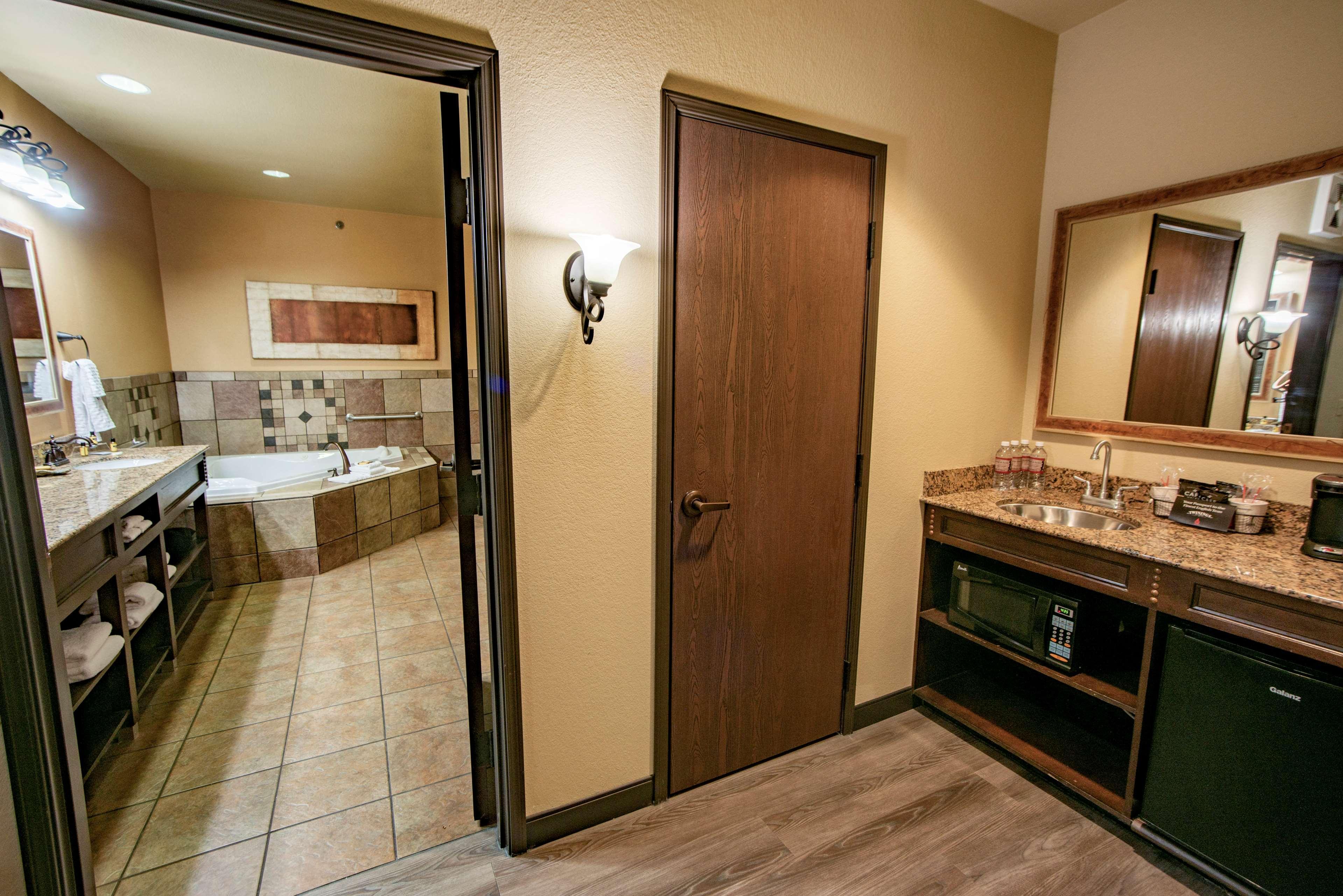 Best Western Plus Cimarron Hotel & Suites Stillwater Εξωτερικό φωτογραφία