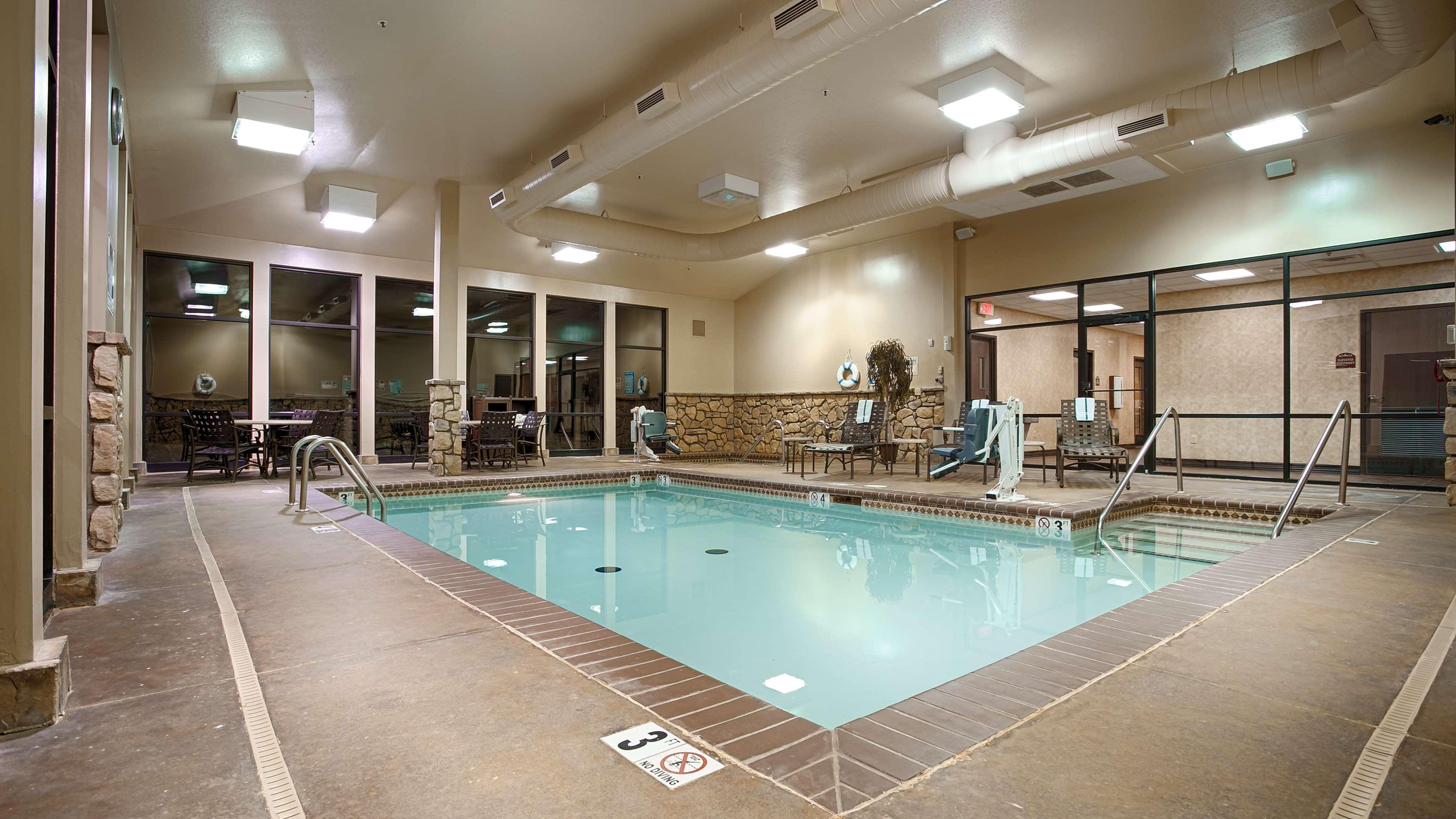 Best Western Plus Cimarron Hotel & Suites Stillwater Εξωτερικό φωτογραφία