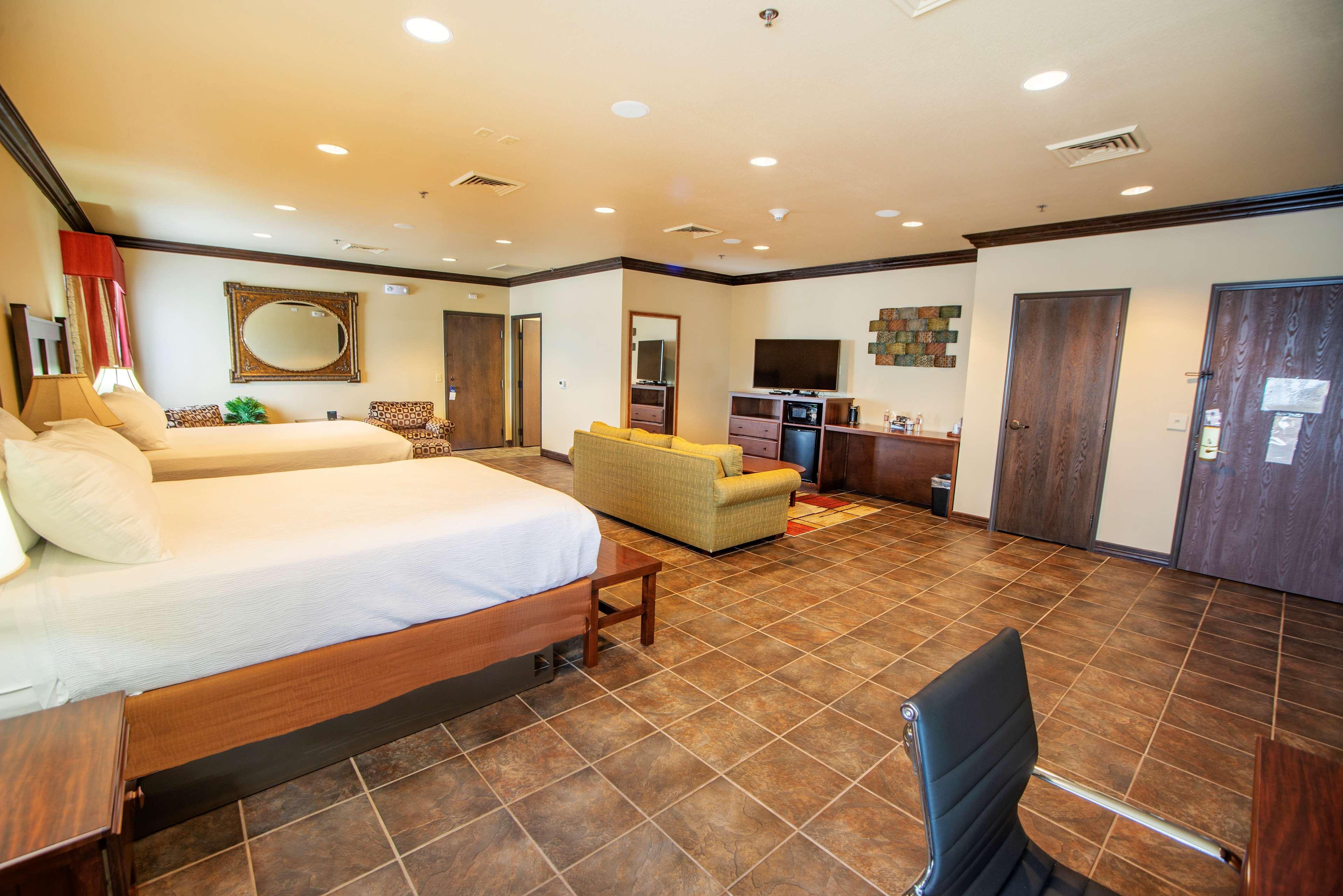 Best Western Plus Cimarron Hotel & Suites Stillwater Εξωτερικό φωτογραφία